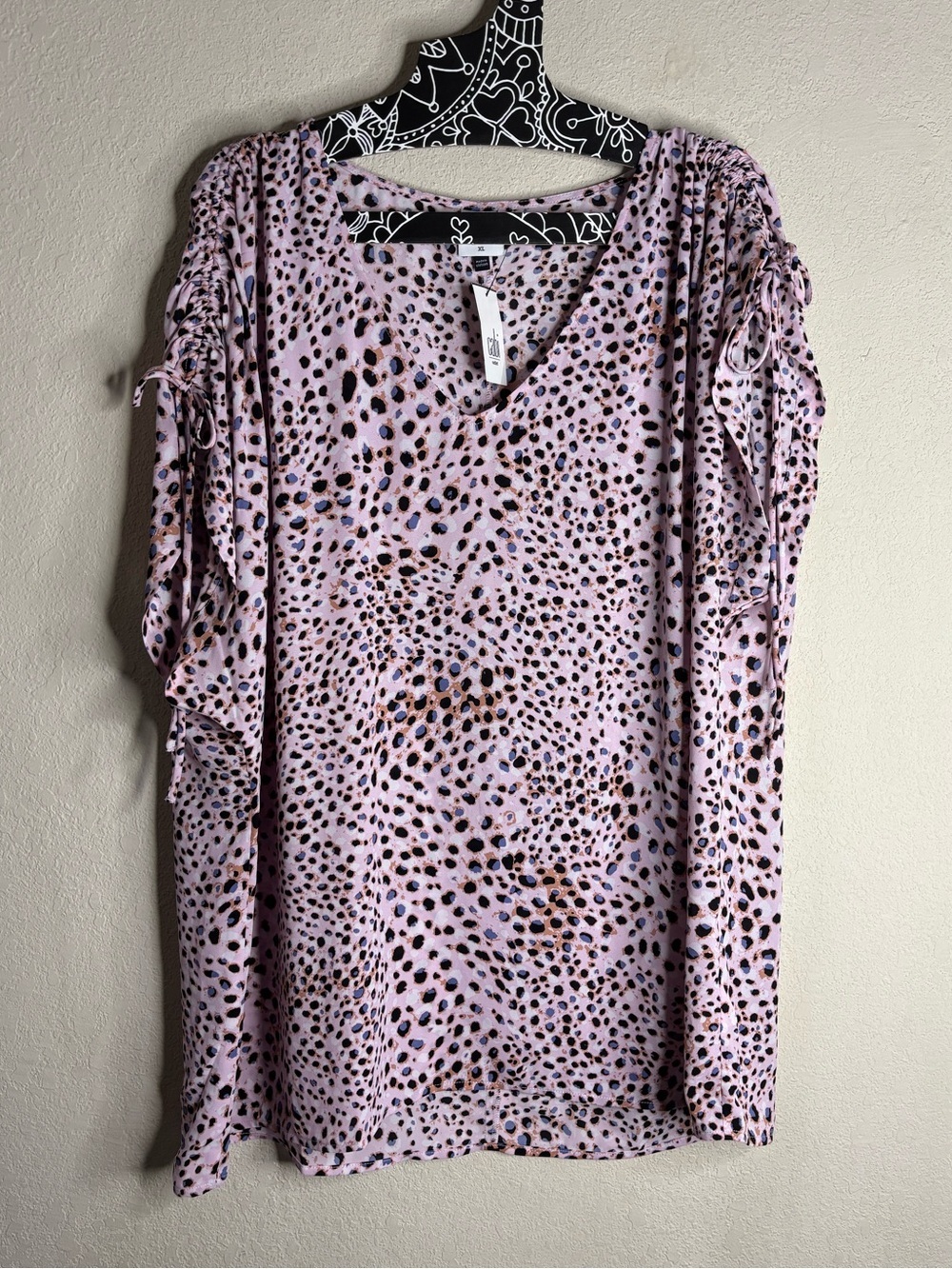 Cabi Seaside Top in pink panther print size XL NWT